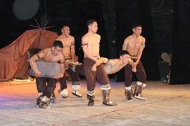 Государственный чукотско-эскимосский ансамбль выступил в Биробиджане (25)